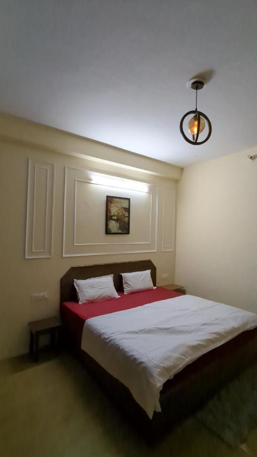 Red House Cafe And Inn مايالي المظهر الخارجي الصورة